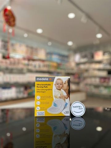 Miếng lót thấm sữa Medela (Hộp 30 cái)