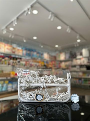 Móc chùm vuông Finley Inova 32 kẹp (Màu trắng)