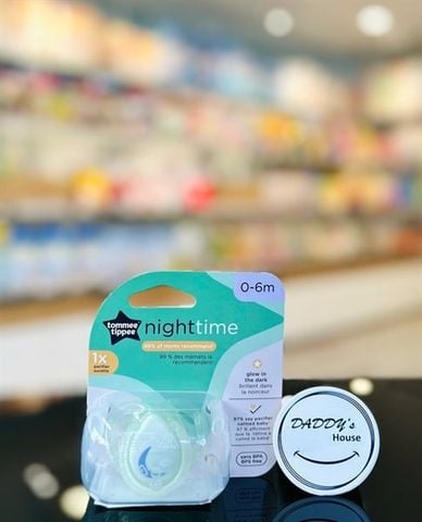 Ty ngậm dạ quang Tommee Tippee Night time (0 - 6th)