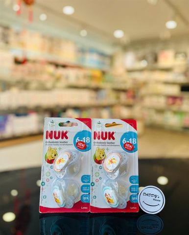 Set 2 ty ngậm cao su Nuk Disney Sleeptime (6-18 tháng)