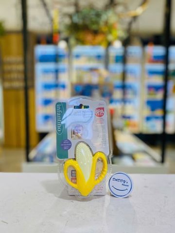 Gặm nướu Silicone mềm hình quả chuối Infantino (0th)