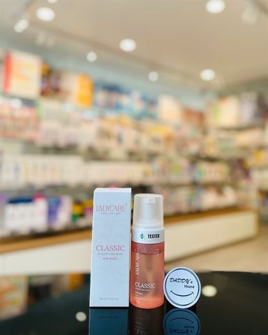 Bọt vệ sinh phụ nữ Ladycare Classic (90ml)