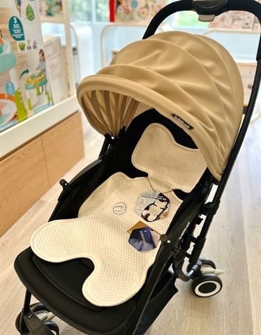 Tấm lót điểu hòa Dotori Duraron cho xe đẩy (71.5 x 39.5cm)