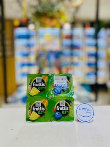 Sữa chua thanh trùng Fruittis 0.1% dứa, dưa lưới/dâu, việt quất 1 tuổi (4 hộp x 115g)