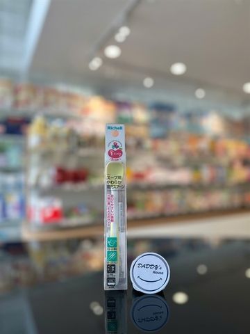 Muỗng mềm nhỏ T.L.I Richell - Màu xanh (5 tháng)