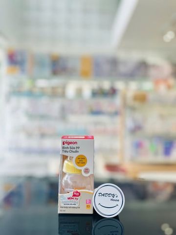 Bình sữa Pigeon PP cổ hẹp hình Hamster (50ml)