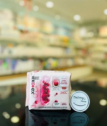 Băng vệ sinh Kotex nam việt quất 24 cm (8 miếng)