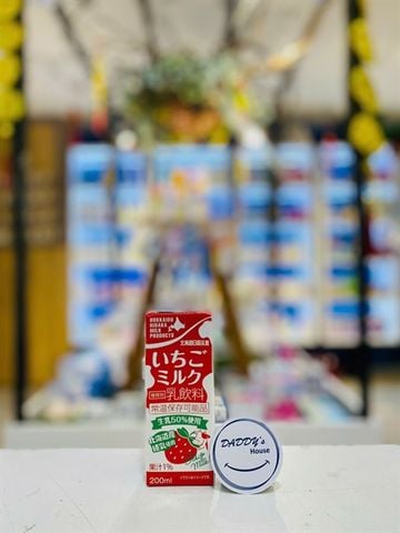 Sữa tươi Hokkaido vị dâu (200ml)