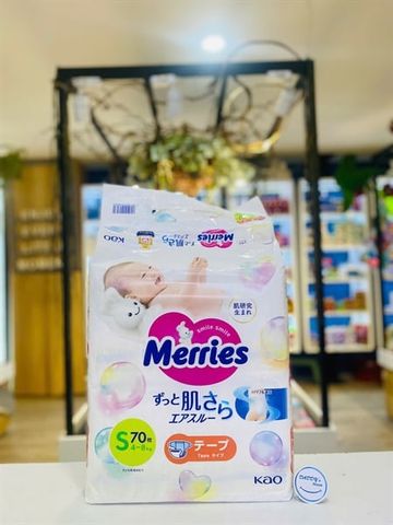 Tã dán Merries size S, NĐ - S70 miếng (4-8kg)