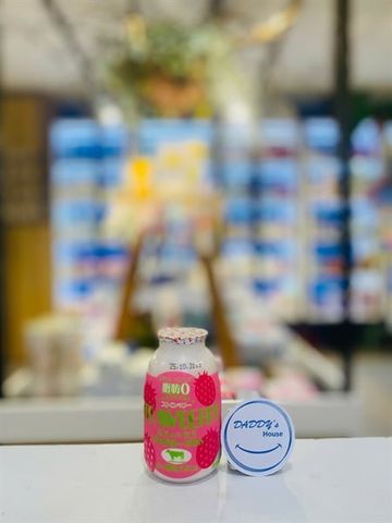 Sữa chua uống Yasuda tách béo vị dâu - Nhật - NĐ (150g)