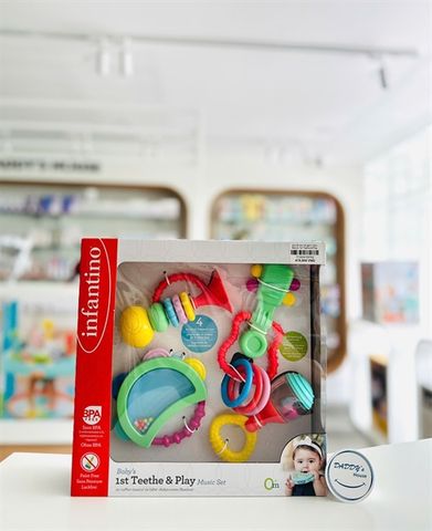 Set đồ chơi & gặm nướu Baby's 1st Teethe & Play Music Infantino (0th)