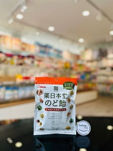 Kẹo 12 vị thảo dược Nhật Bản Lion (74g)