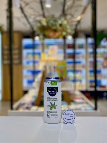 Sữa tắm gội Nivea Men Sensitive Pro 3 in 1 - Đức (250ml)