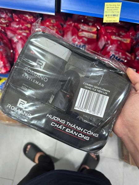 PU-Tiêu dùng. Travel Kit Gentleman Romano