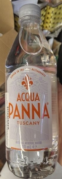 BW.W-Nước suối. No- Carbonated Mineral Water Panna Acqua 500ml (PLASTIC BOTTLE)