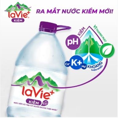 BW.W-Nước suối. Natural Mineral Water LaVie 1.5L (12)