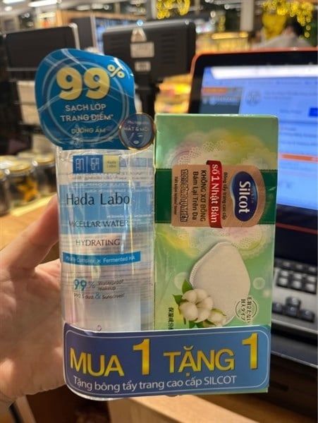 PU- Hada Labo Deep Cleansing & Moisturizing Cleansing Water 240ml