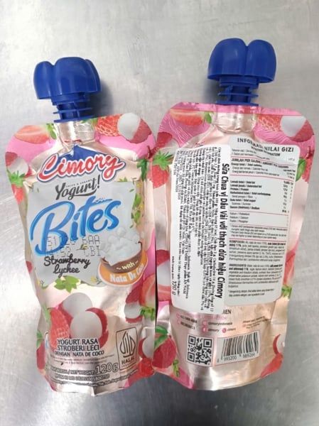 DY-Sữa chua. Bites Yogurt Strawberry Lychee Cimory 120g ecp