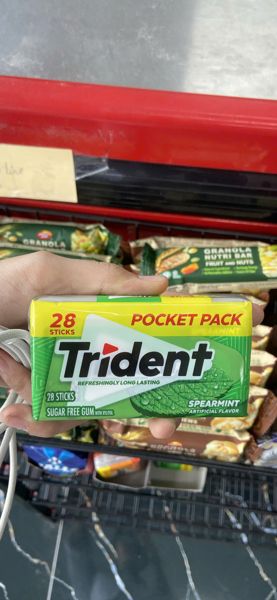 SN.CD-Kẹo. Sugar-Free Mint Flavored Chewing Gum Trident (28pcs)