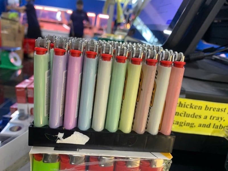 PU-Tiêu dùng. Gas Lighter BIC J3 T3 (50)
