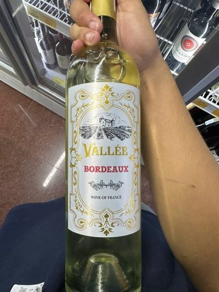 WI.W-Rượu. White Wine Sauvignon Blanc Vallée 12.5% 750ml