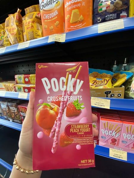 SN.PC-Bánh. Strawberry & Peach Yogurt Biscuit Sticks Pocky 38g