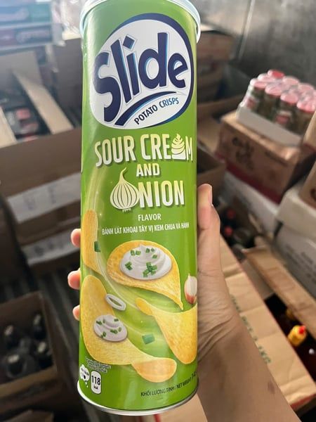 SN-Bánh. Sour Cream & Onion Potato Crisps Slide 145g