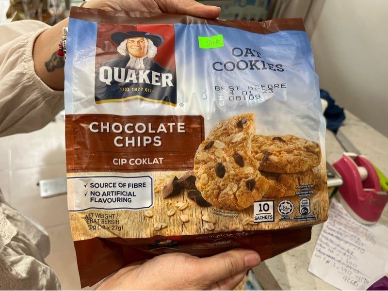 SN.PC-Bánh. Chocolate Oat Biscuits Quaker 270g