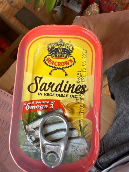 CA-Đồ hộp. Sardines In Vegetable Oil Sea Crown 125g ecp