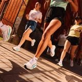  Quần Đùi Chạy Nữ PUMA W Run Ultraweave  2In1 4