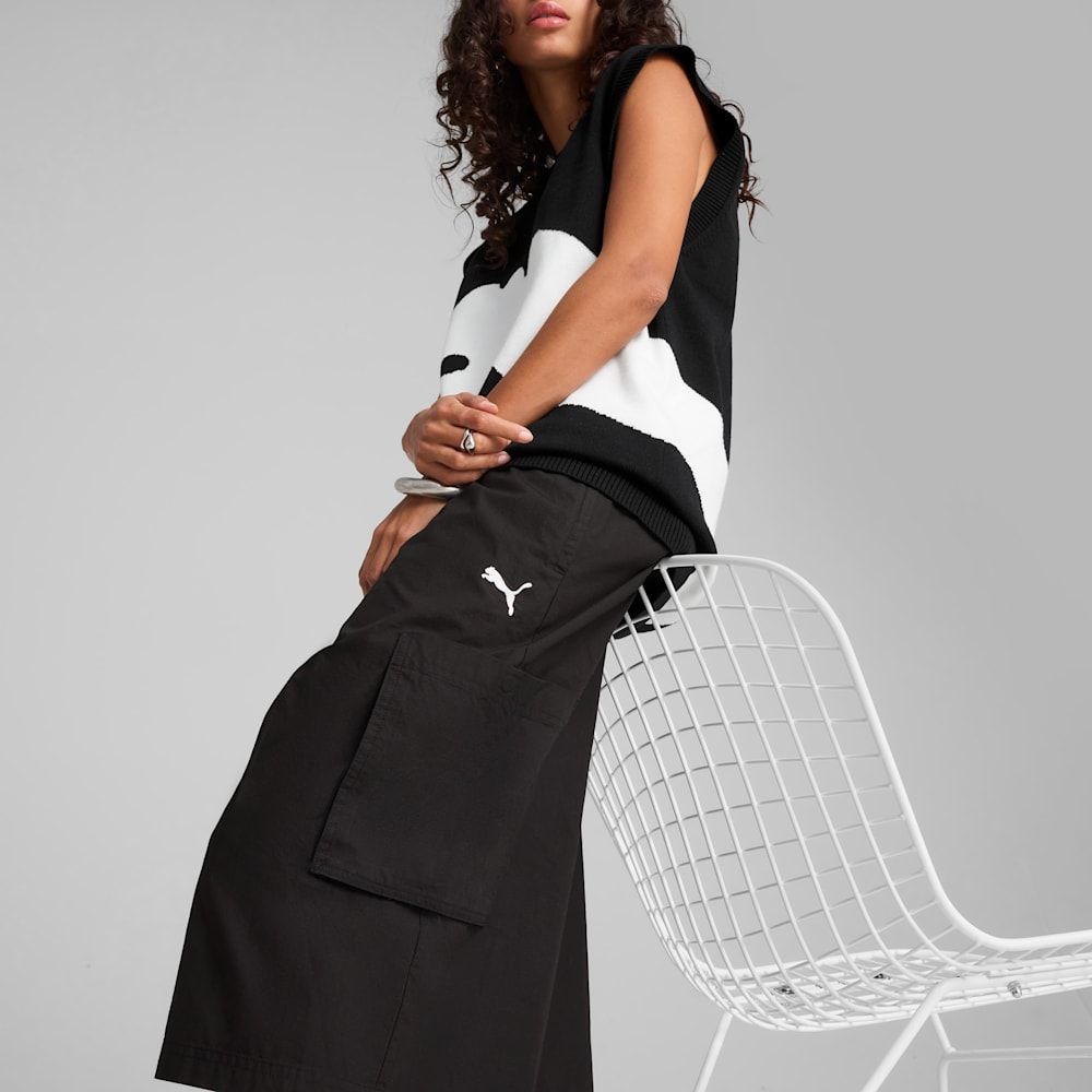  Quần Đùi Thể Thao Unisex PUMA Future Archive Relaxed Cargo Jorts 16