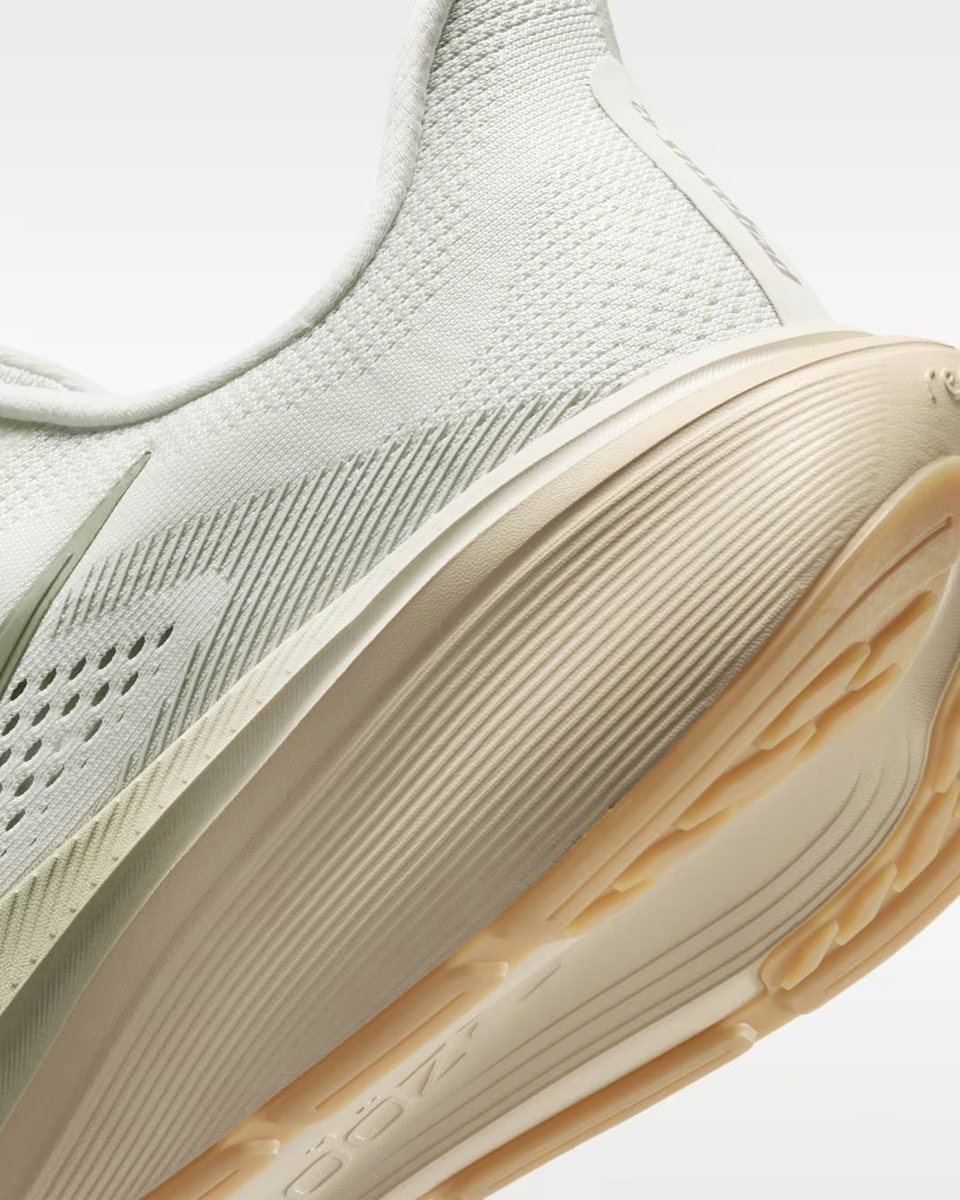  Giày Chạy Nam NIKE Air Zoom Pegasus 42 Pale Ivory IB1873-020 