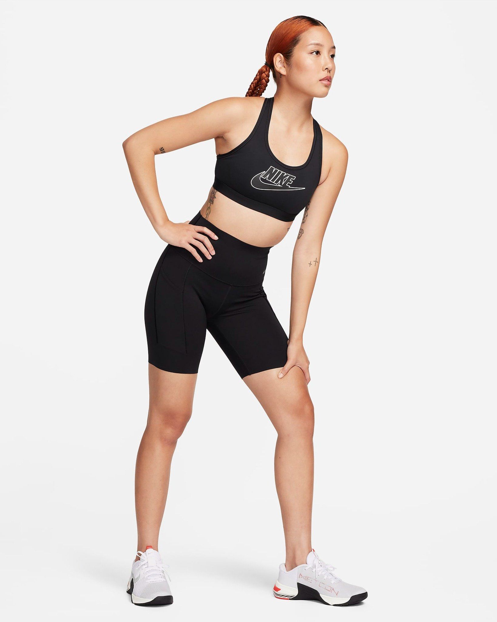  Áo Ngực Thể Thao Tập Luyện Nữ NIKE As W Nk Swsh Med Spt Futura Br FB4081-010 