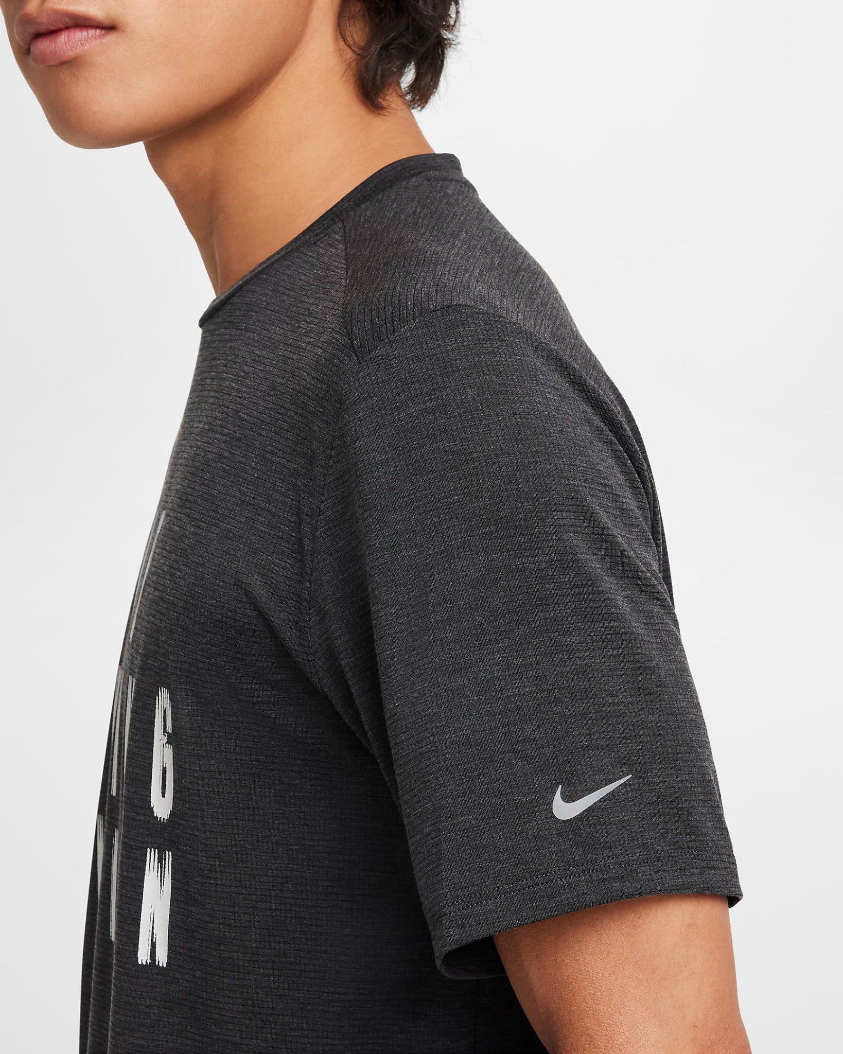 Chạy Nam NIKE As M Nk Df Rise 365 Run Div Ss FZ1130-010 