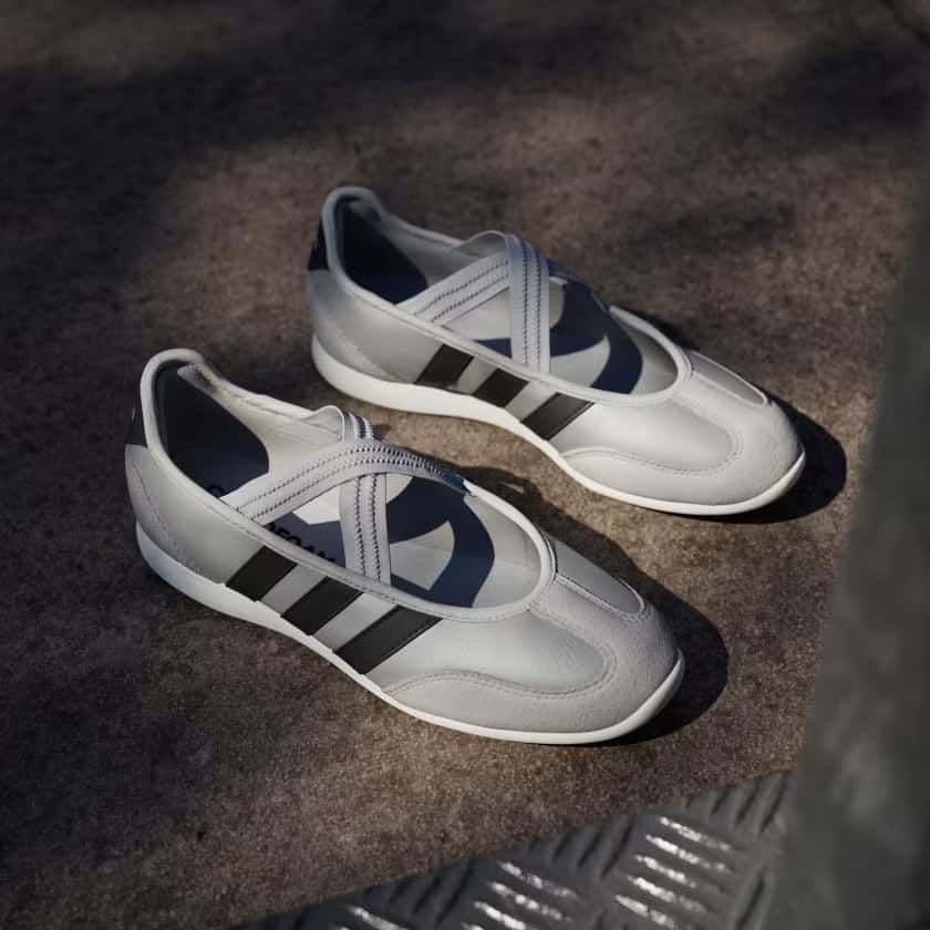  Giày Thể Thao Nữ ADIDAS Barreda Mary Jane HP3520 