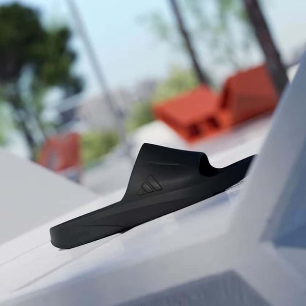  Dép Thể Thao Unisex ADIDAS Lightshift Slide HQ2423 