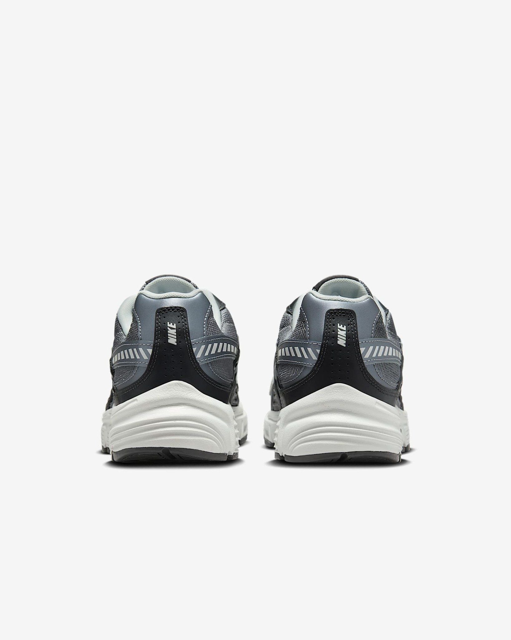  Giày Thể Thao Nam NIKE Nike Initiator IB3083-001 