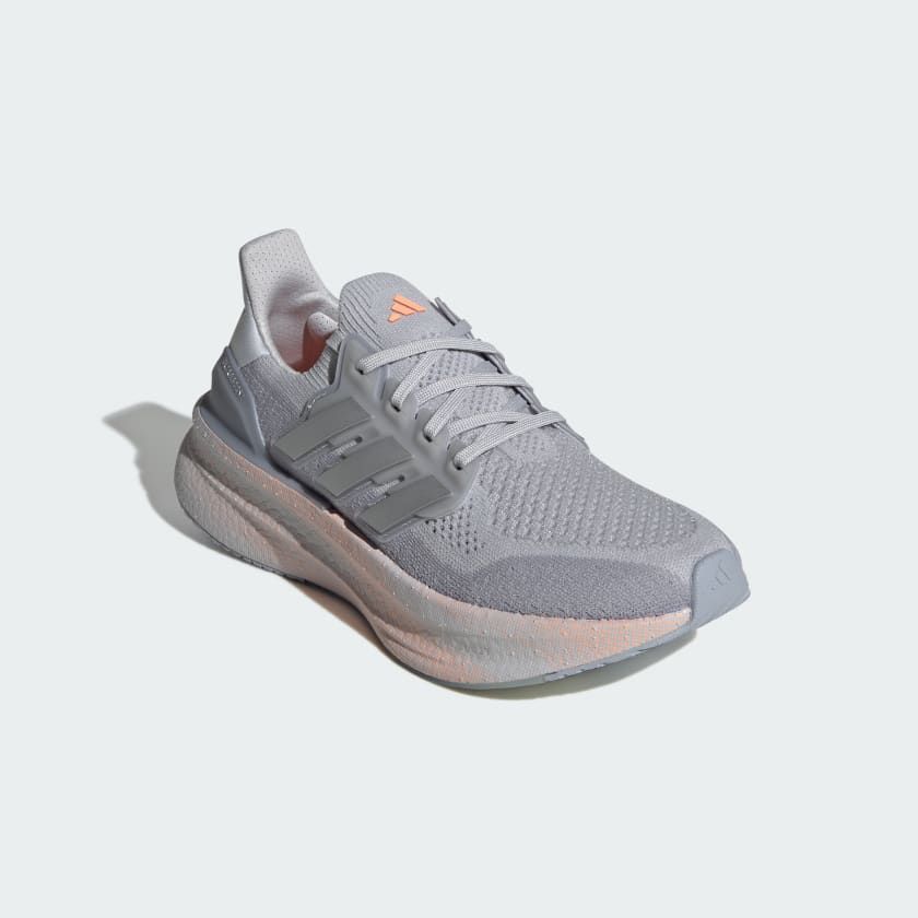  Giày Chạy Nữ ADIDAS Ultraboost 5 W JQ6658 