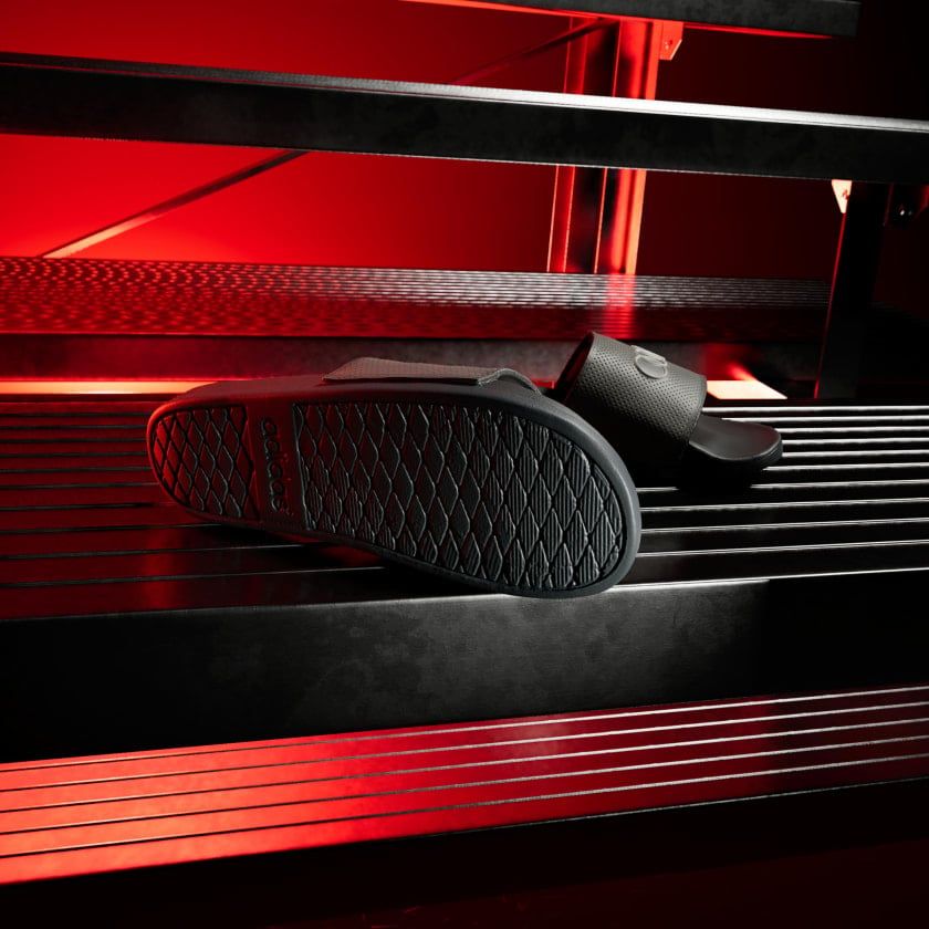  Dép Motorsport Unisex ADIDAS Adilette Comfort Audi KI6084 