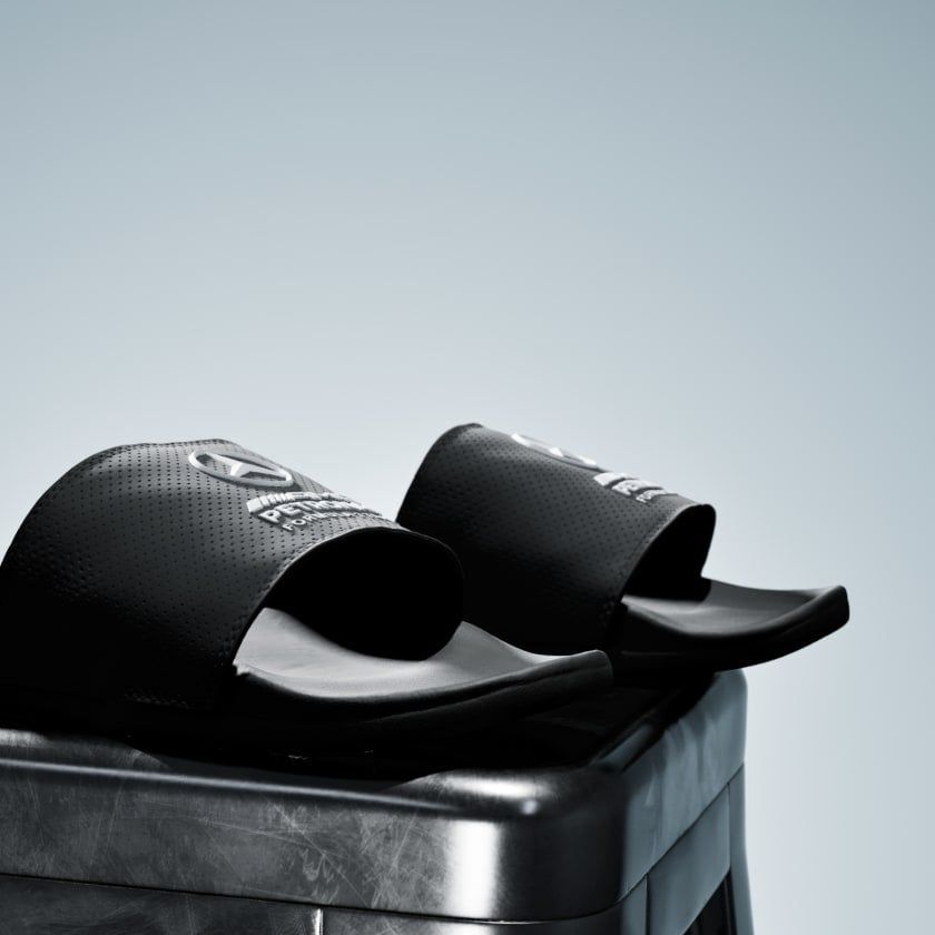  Dép Motorsport Unisex ADIDAS Adilette Comfort Mer KI6109 