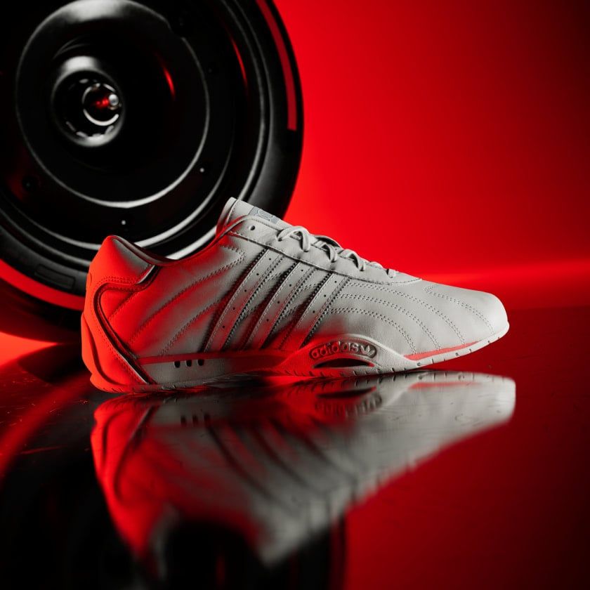  Giày Motorsport Unisex ADIDAS Adiracer Lo Audi KJ1220 