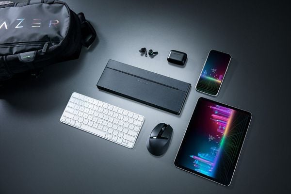 Vỏ case Razer Travel Case Folio for Portable Keyboards