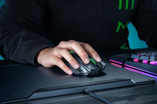 Chuột Razer Naga V3 Pro