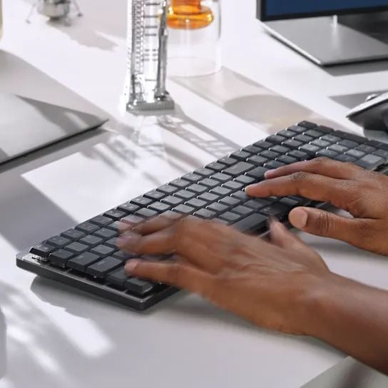 Bàn phím không dây Logitech MX Mechanical