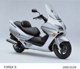 HONDA FORZA 250