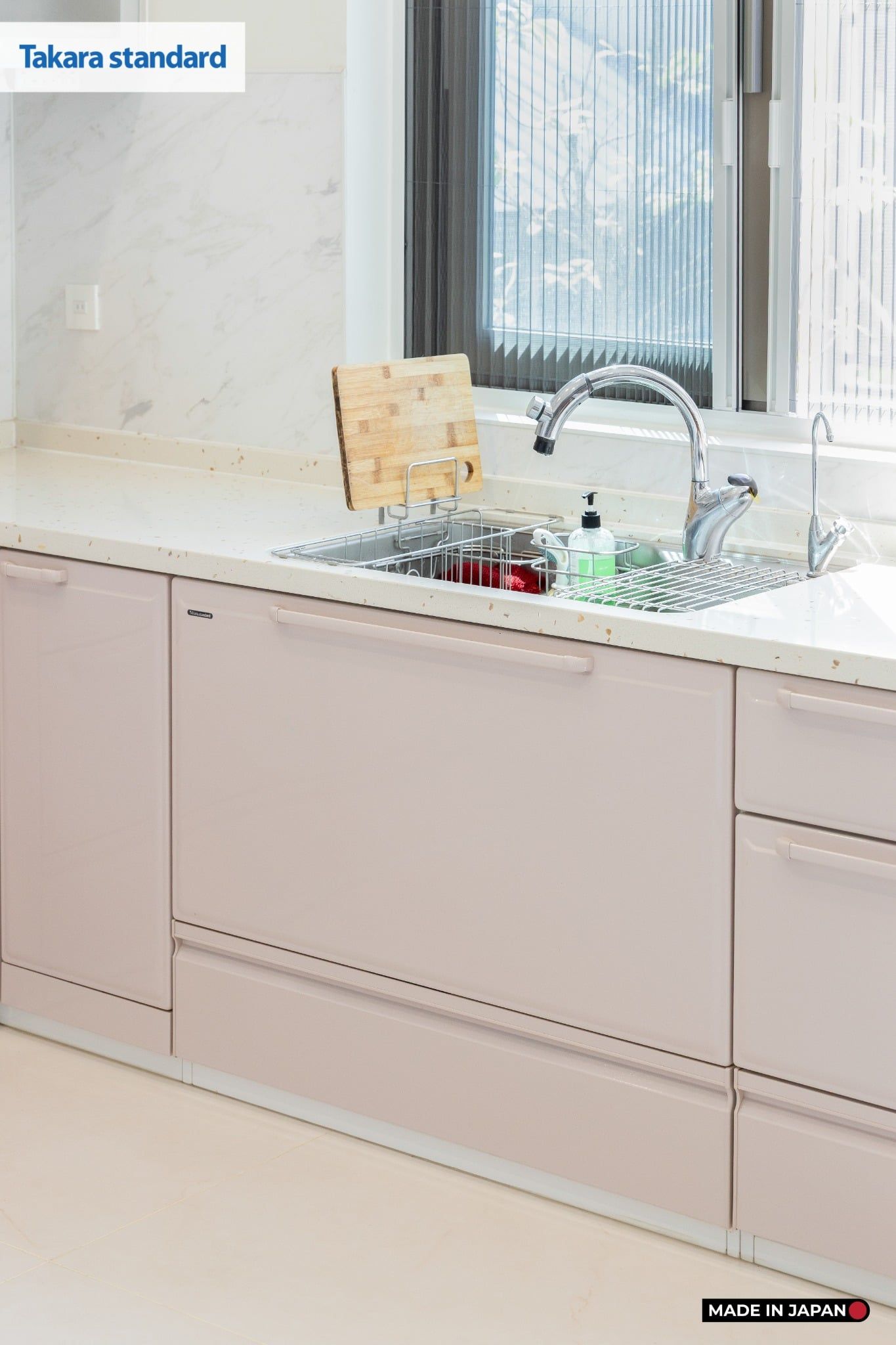 Hệ Tủ Bếp Nhật Bản Cao Cấp Edel Chữ L Màu ESD - Nhà Phố Quận 9