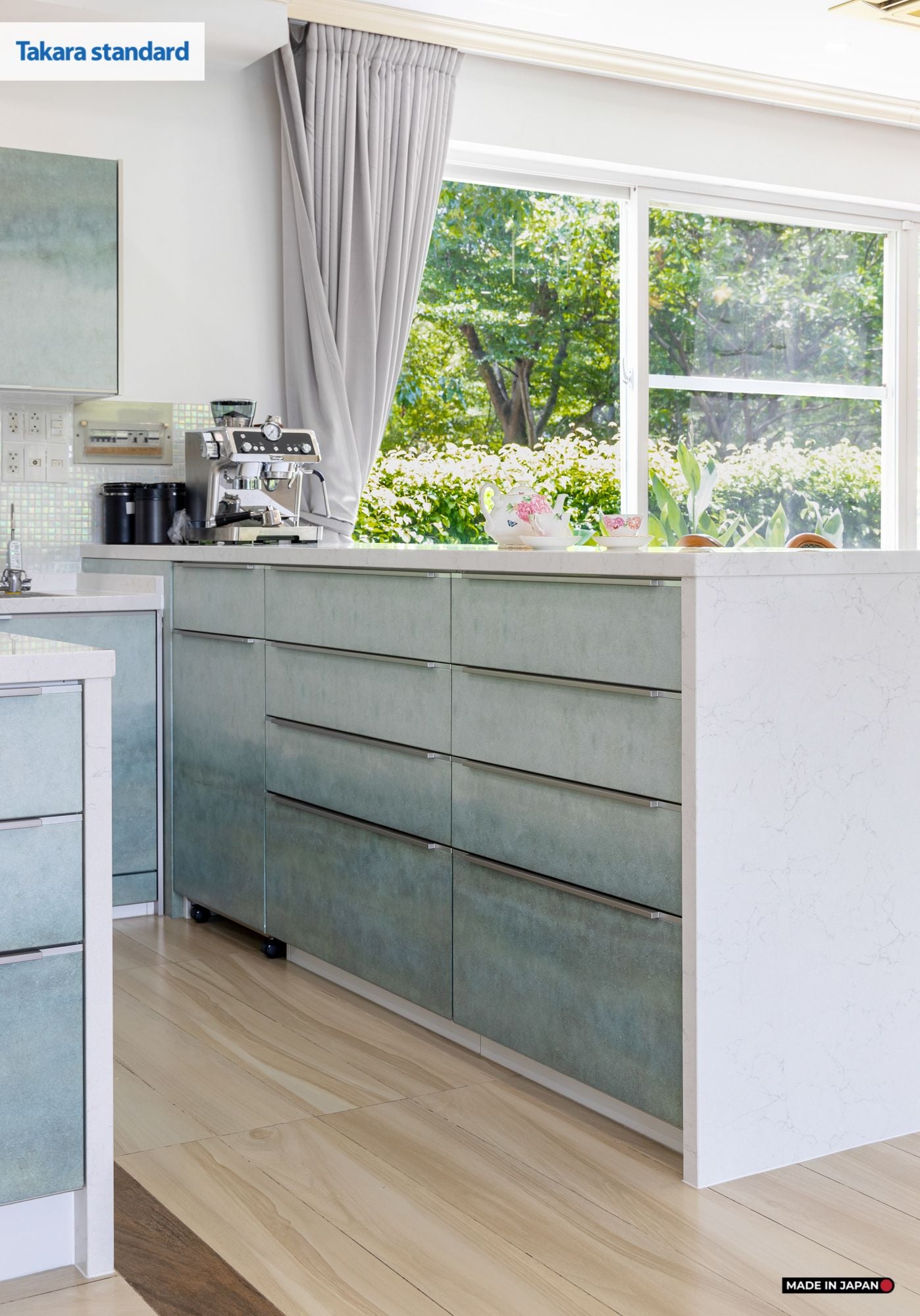 Hệ Tủ Bếp Nhật Bản Cao Cấp Lemure Chữ L Màu L1M - Nhà Phố Quận 9