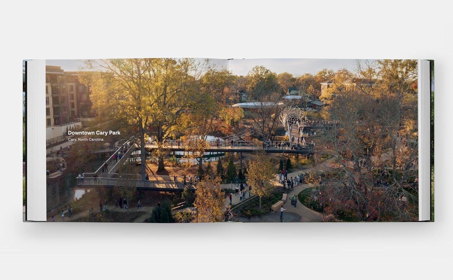  Envisioning Landscapes: The Transformative Environments of OJB 