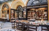  Bookstores of the World: The Ultimate Around-the-world Tour for Bibliophiles and Bookshop Lovers 