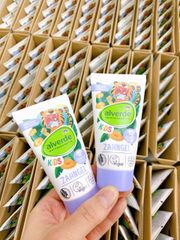 Gel đánh răng cho trẻ em của alverde NATURKOSMETIK